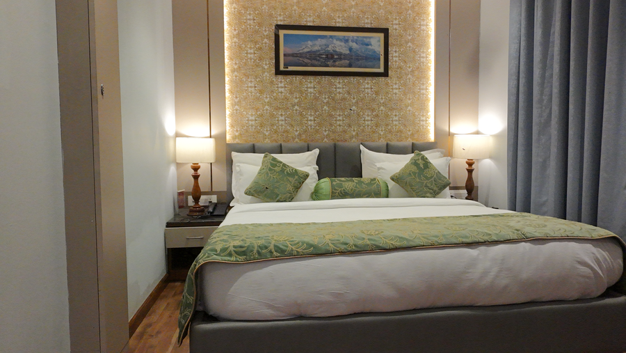 hotel the grand mamta