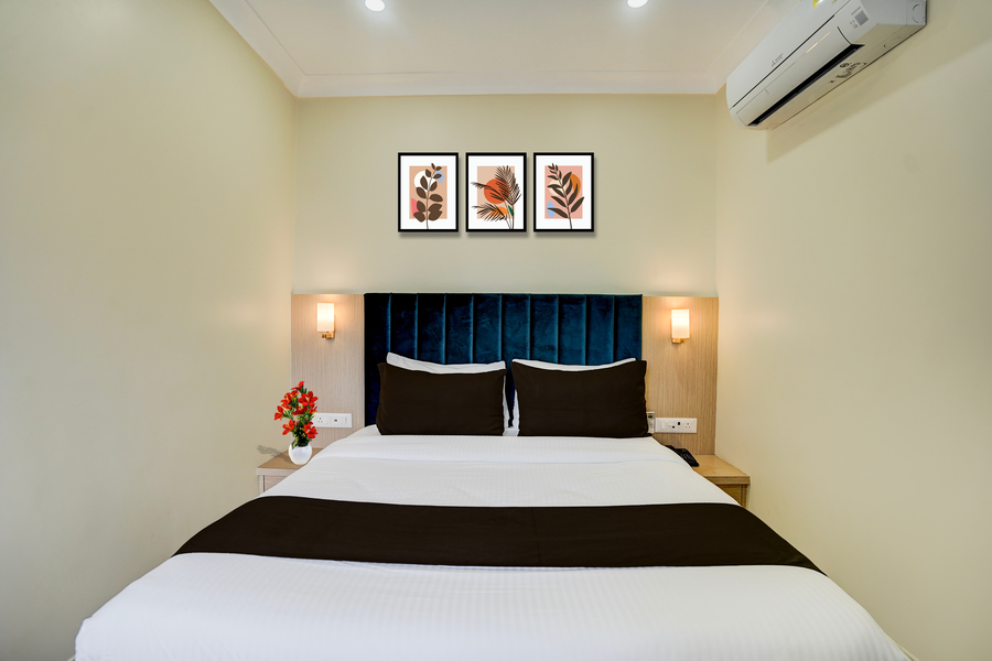 super townhouse oak banaras central railway junction formerly sri hari inn