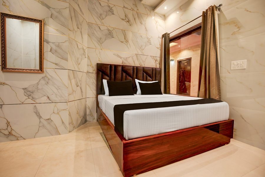 townhouse by oyo chandigarh near pec pgi pu formerly hotel paradise