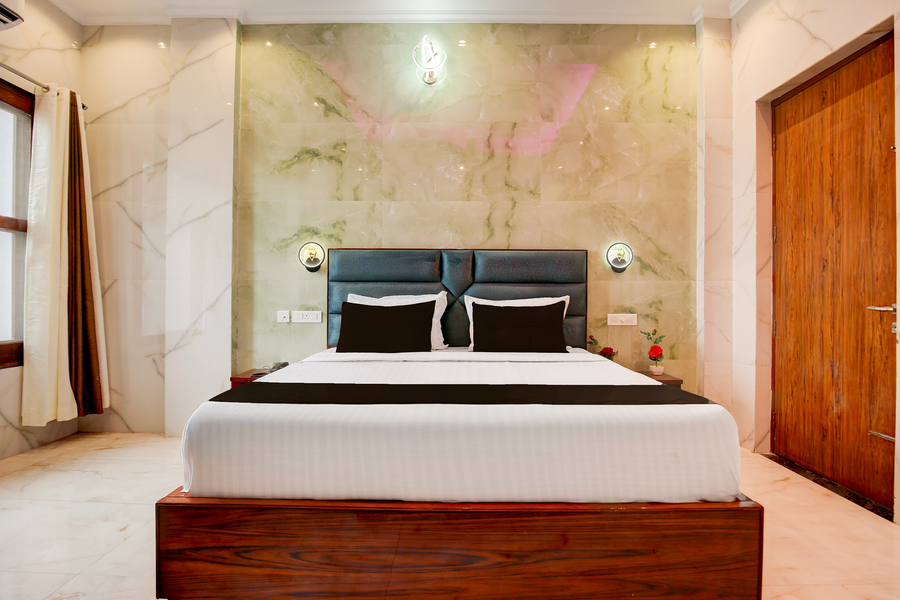 townhouse by oyo chandigarh near pec pgi pu formerly hotel paradise