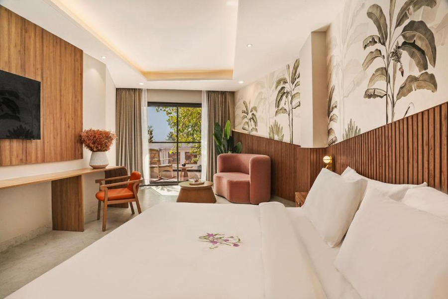 zana by the ganges rishikesh