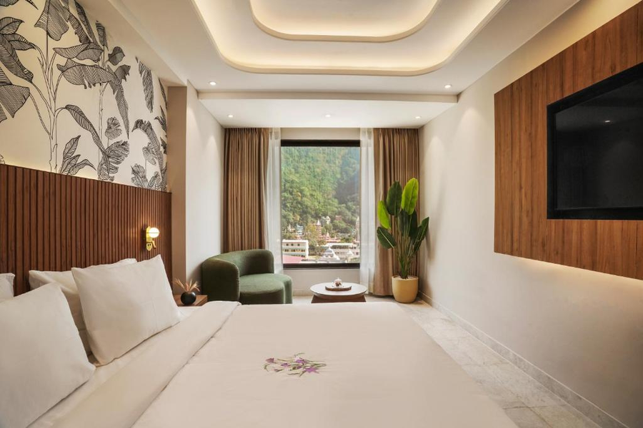 zana by the ganges rishikesh