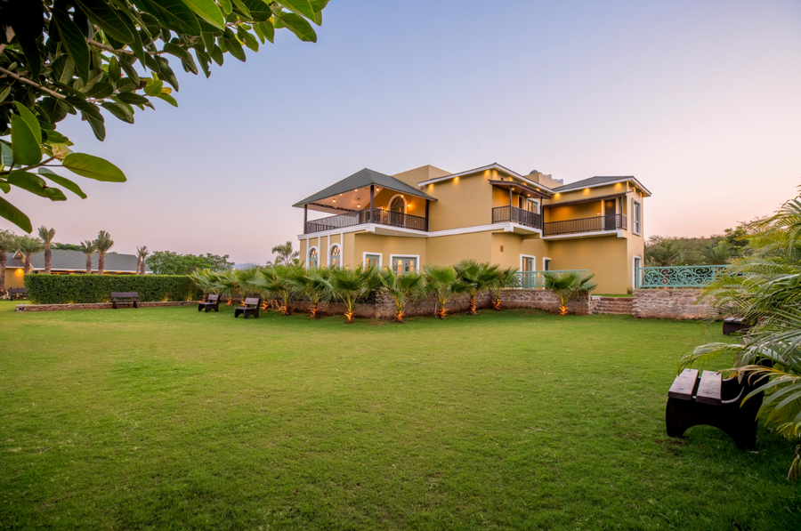 merriment luxury resort and private pool villa abu road