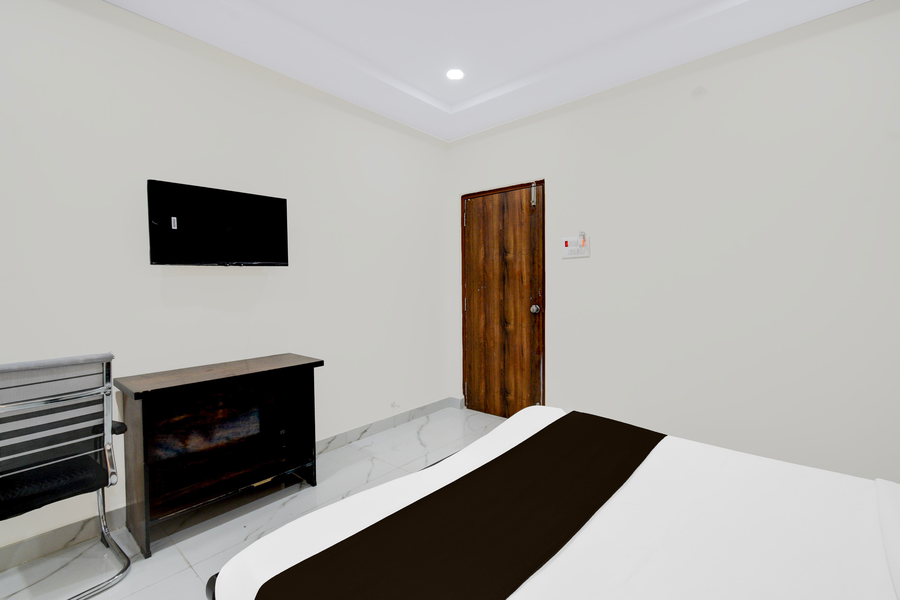 super townhouse oak bachupally medical college formerly sv hotels