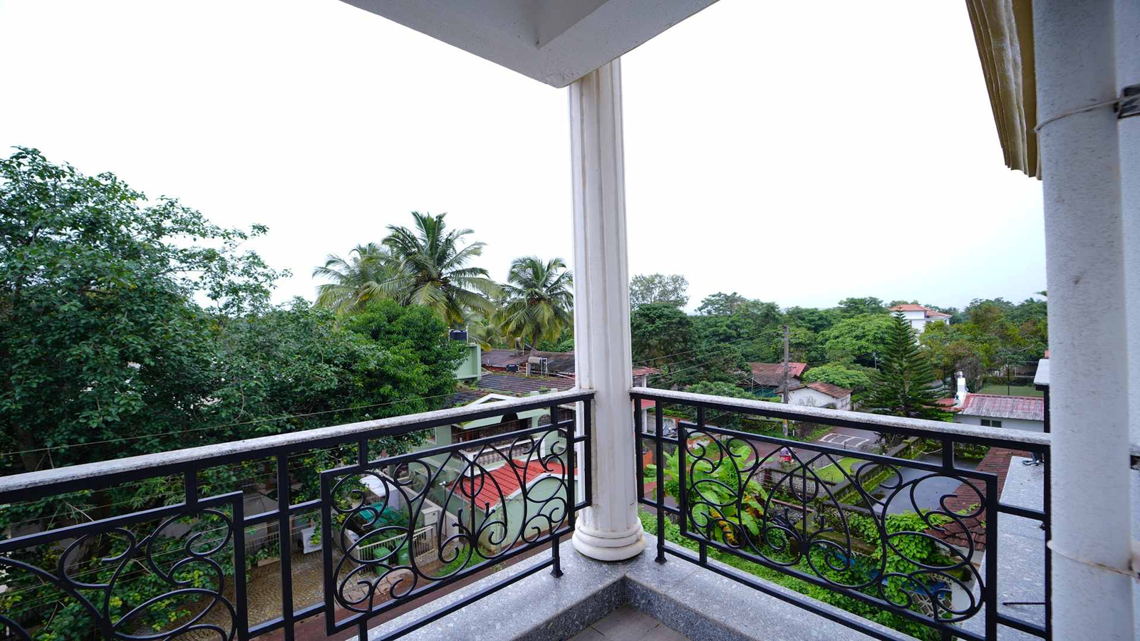 Villa Paraiso By Dancenter | 4Bhk Pvt Pool | Arpora,,3 star