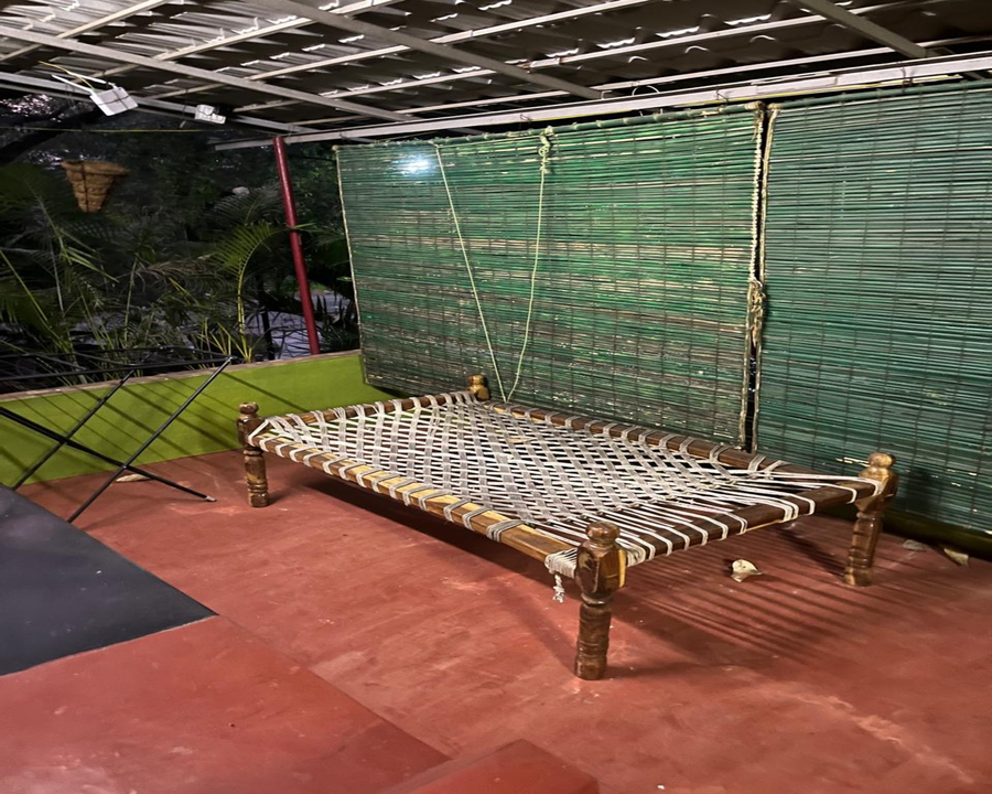 the whistling pine woods