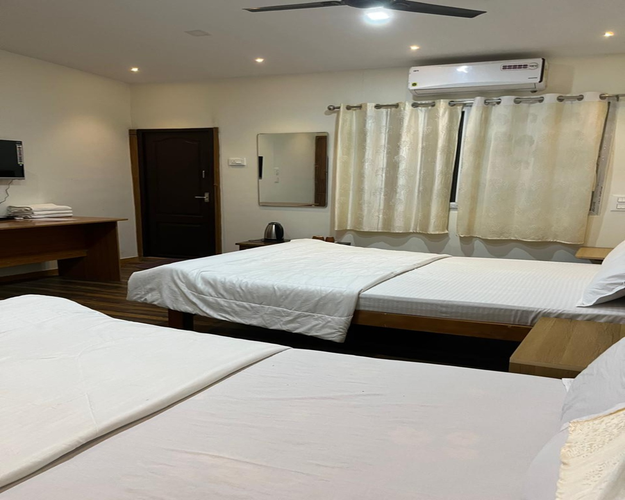 the whistling pine woods