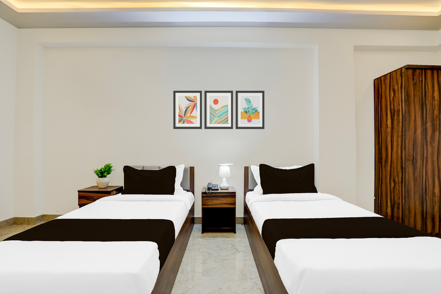 super townhouse madiwala lake park