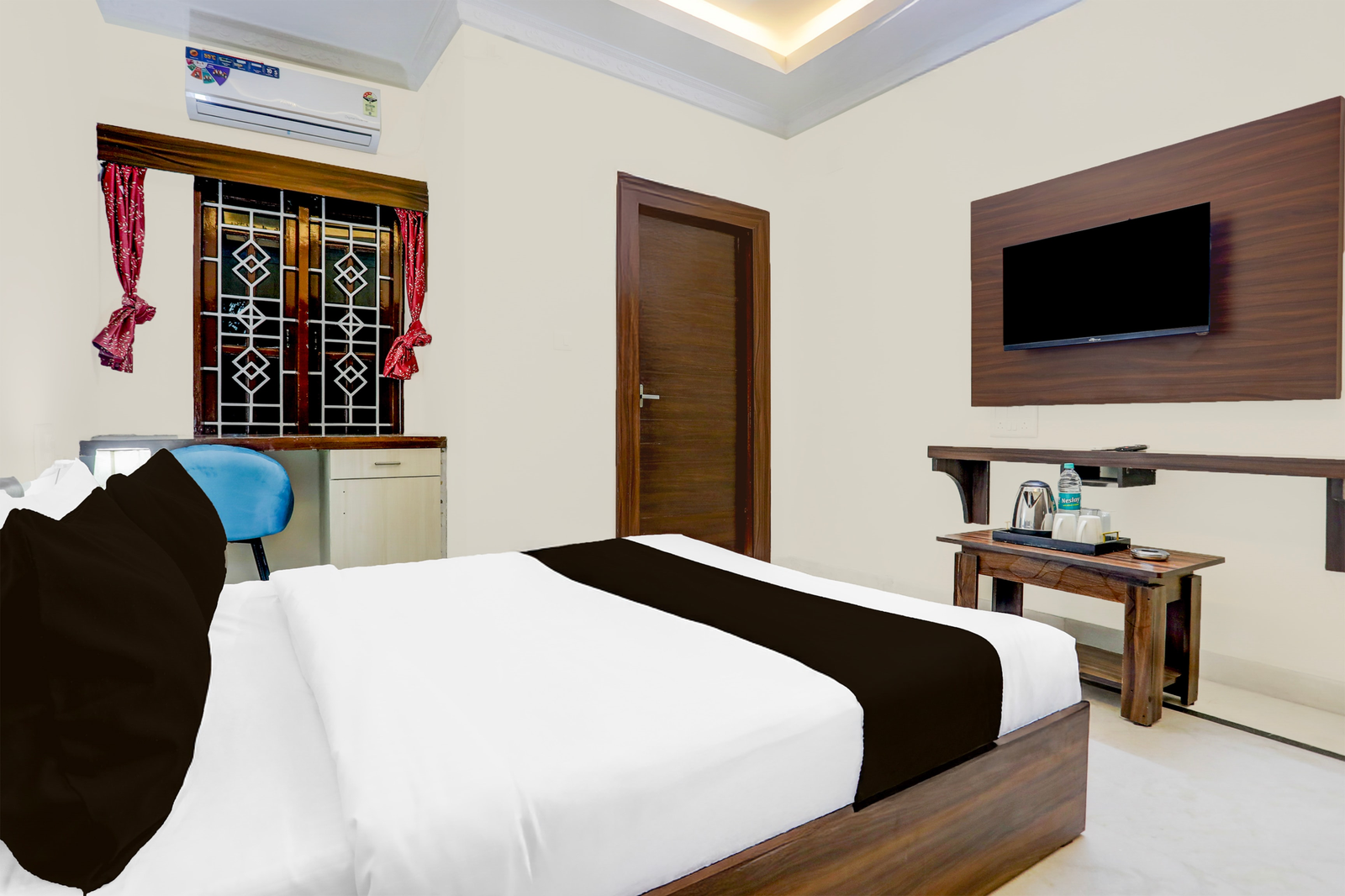 super townhouse madiwala lake park