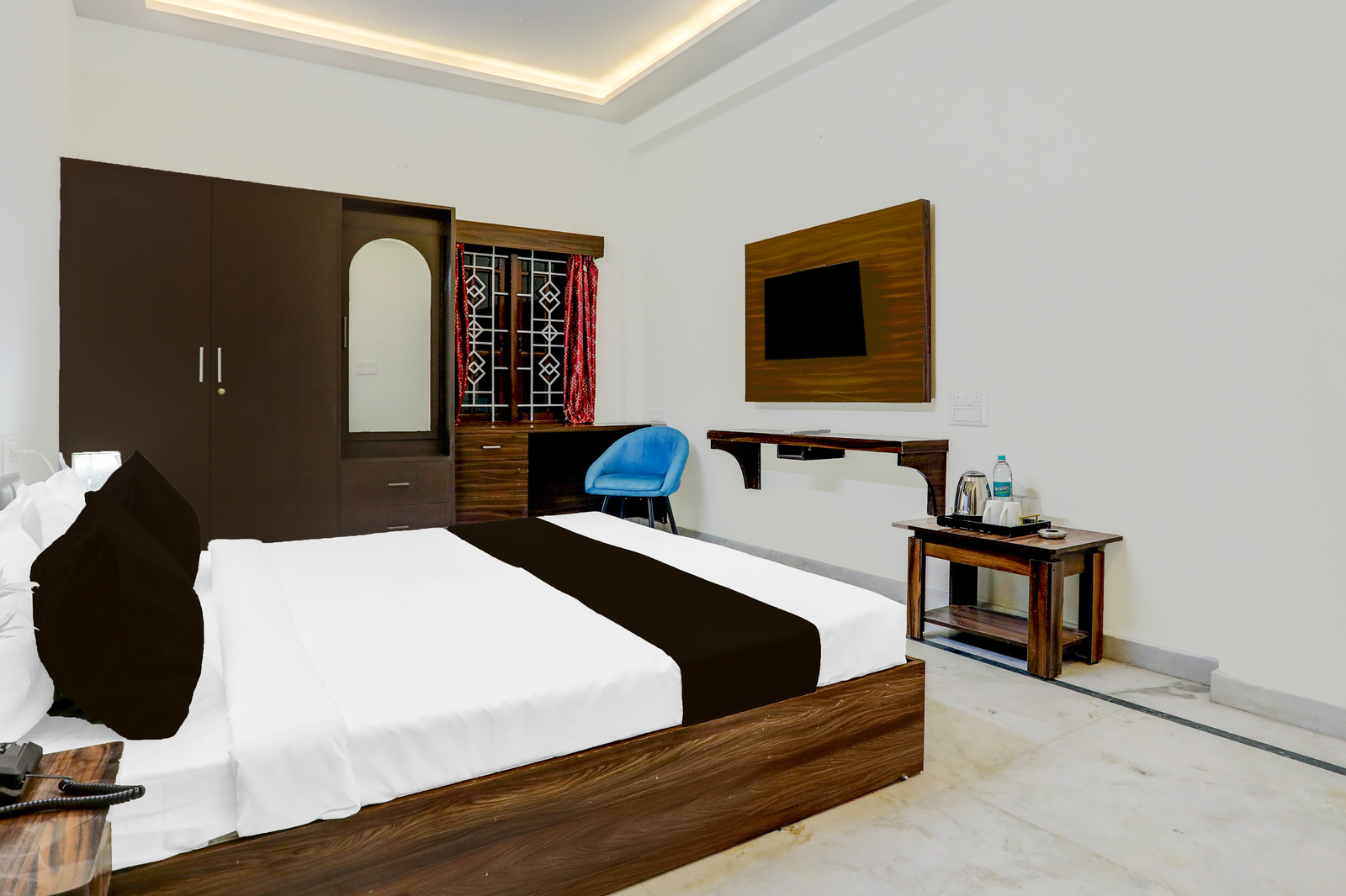 super townhouse madiwala lake park