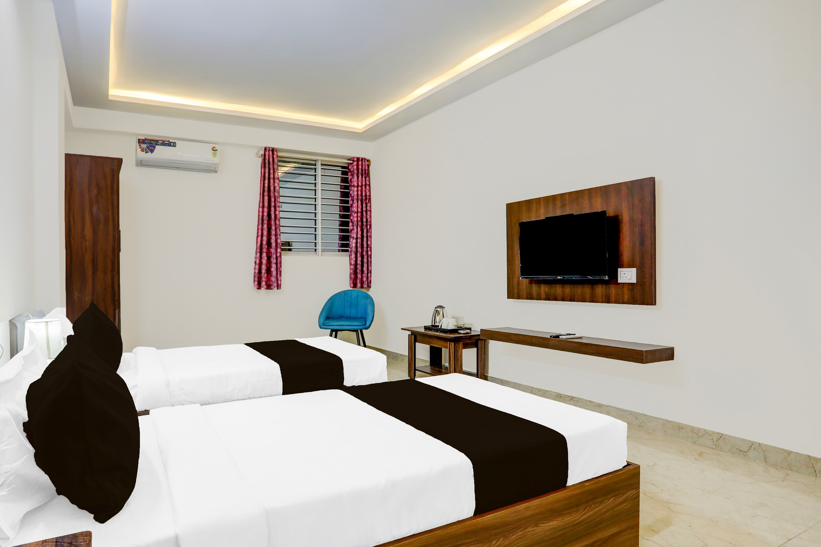 super townhouse madiwala lake park