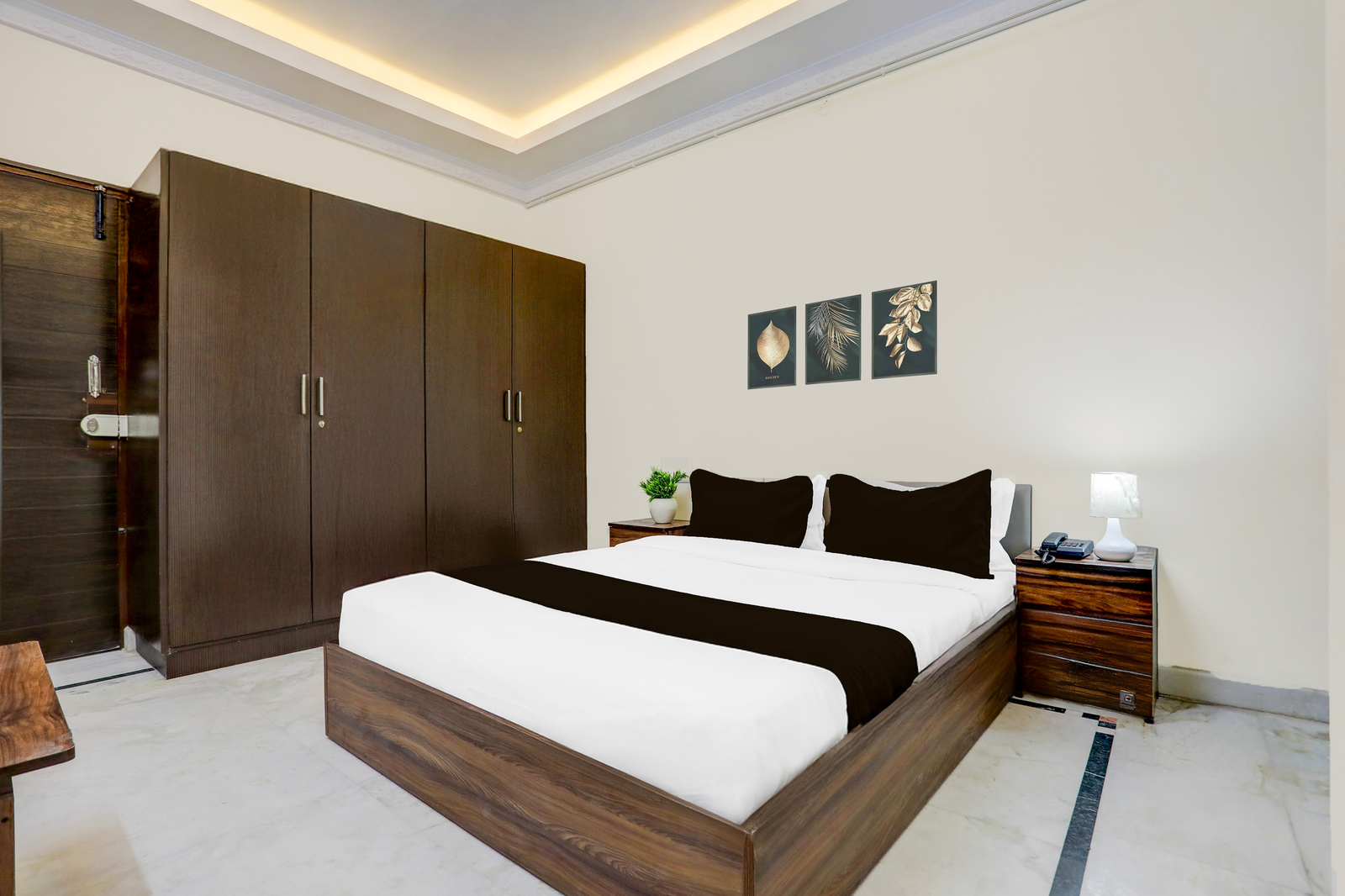 super townhouse madiwala lake park