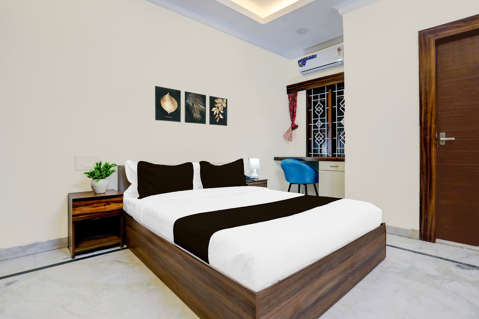 super townhouse madiwala lake park