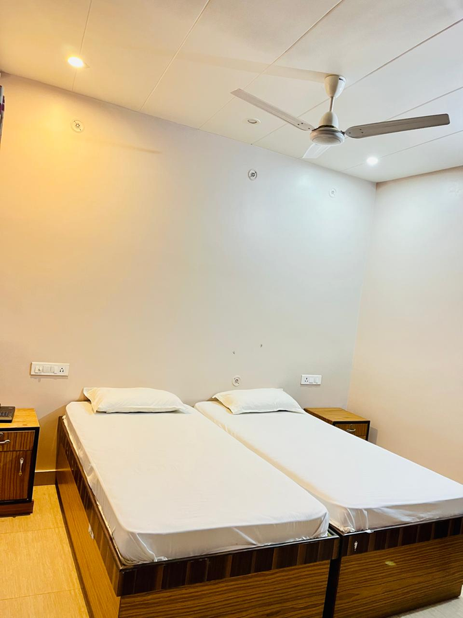 hotel krishna gorakhpur