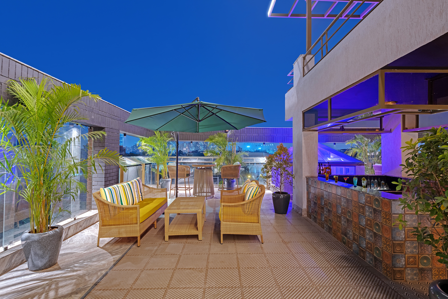 Hays Air By Ahuja Residences,,4 star