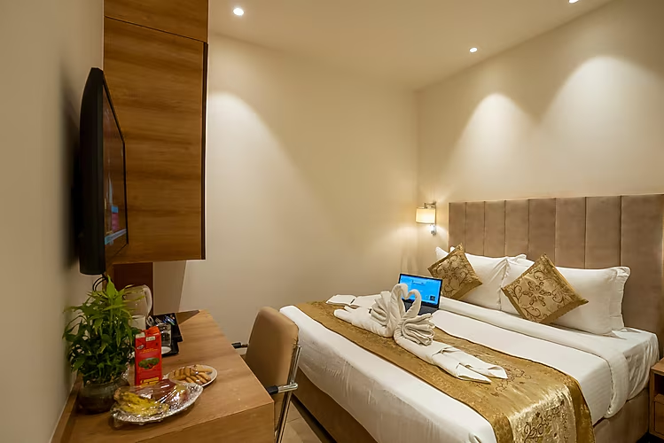 celebrant hotel