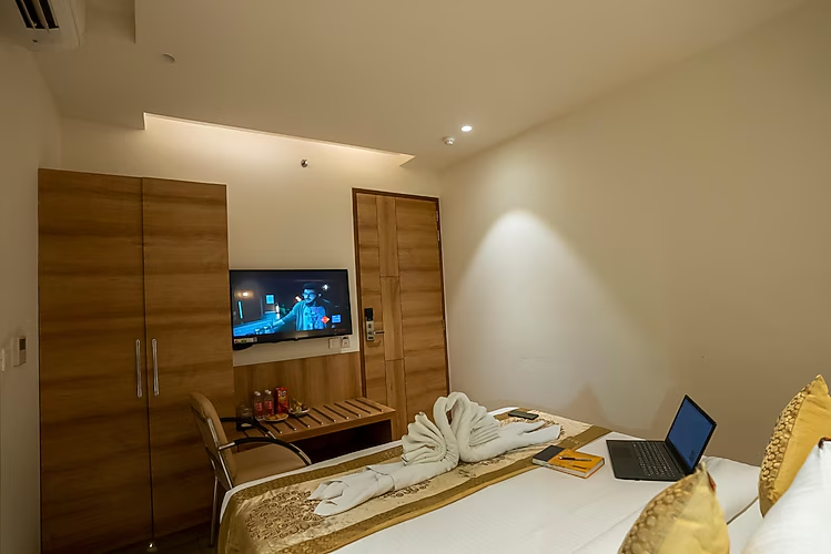 celebrant hotel