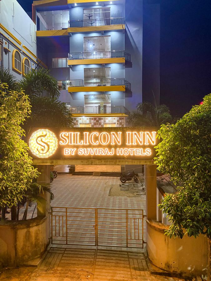 silicon inn by suviraj hotels