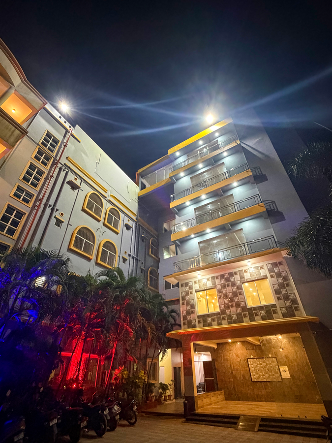 silicon inn by suviraj hotels