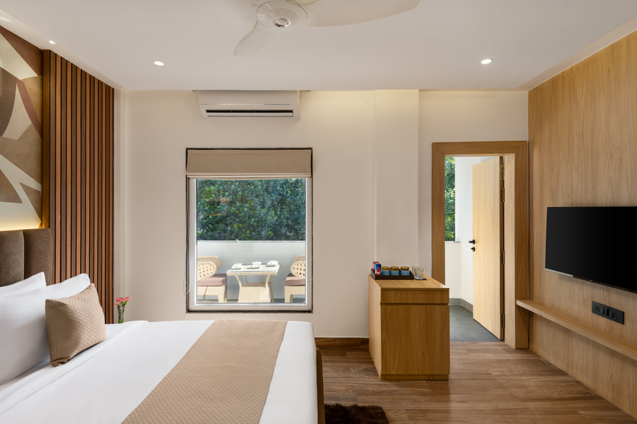 voyage eastin suites