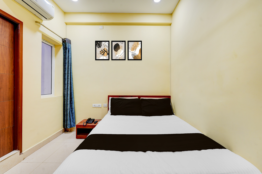 super collection o vadapalani metro station formerly pineapple guest house