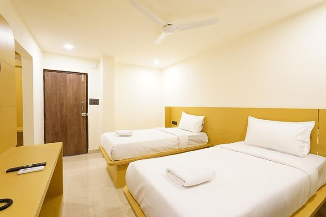 hotel stayz royale