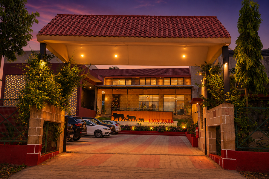 lion park hotel and resorts