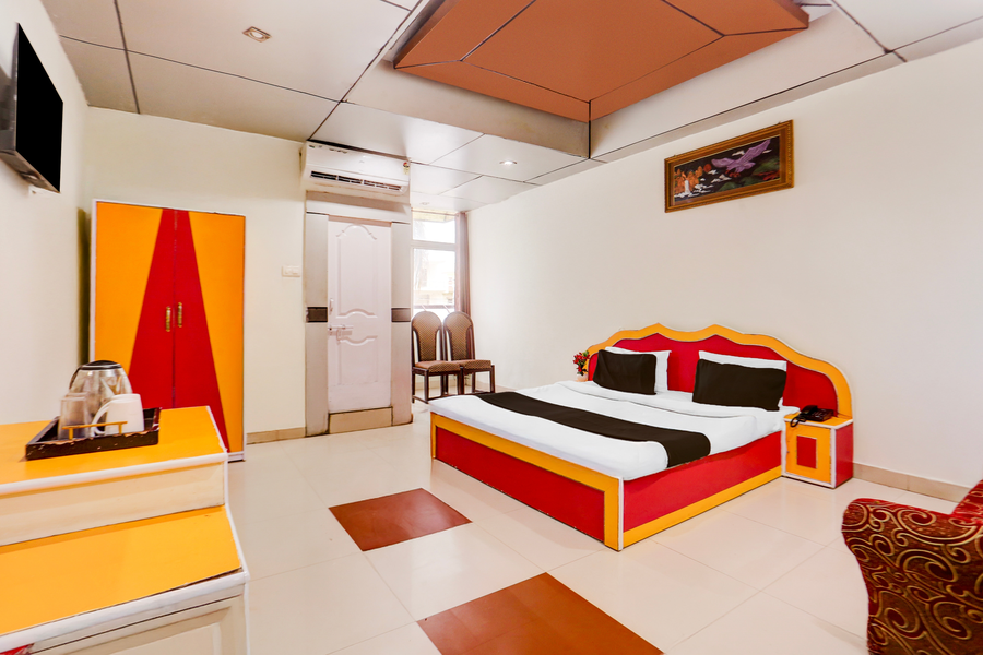 super collection o nandanpura sipri bazar formerly hotel highway jhansi
