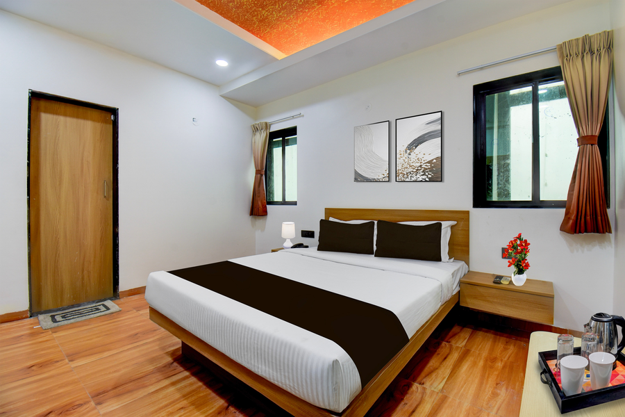 townhouse balewadi stadium pune formerly hotel sarovar
