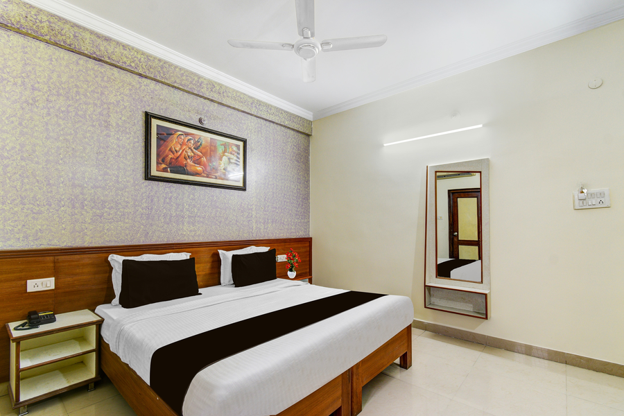 super collection o sharath city mall formerly delight inn gachibowli