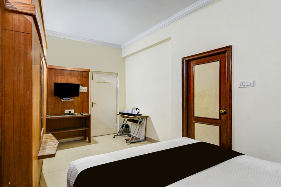 super collection o sharath city mall formerly delight inn gachibowli