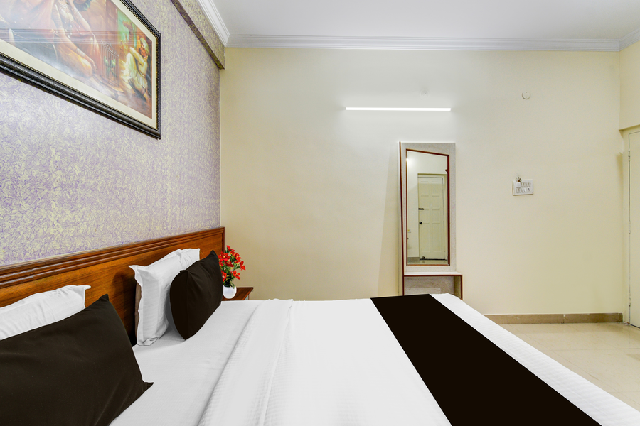 super collection o sharath city mall formerly delight inn gachibowli