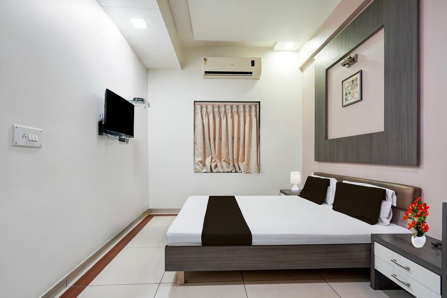 super collection o sachivalaya metro station gandhinagar formerly hotel ghunghat inn