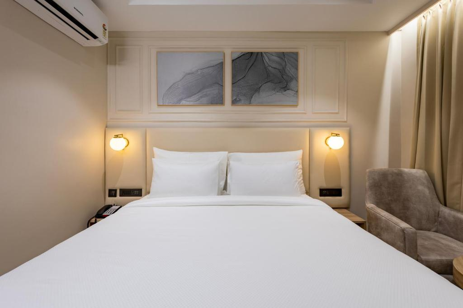 monday premium madhapur