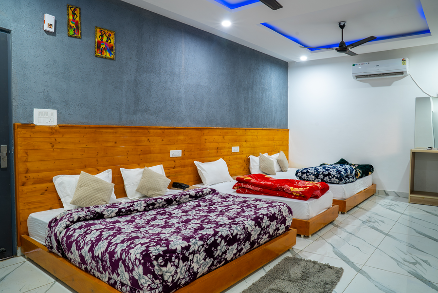 qcent bairagarh resort