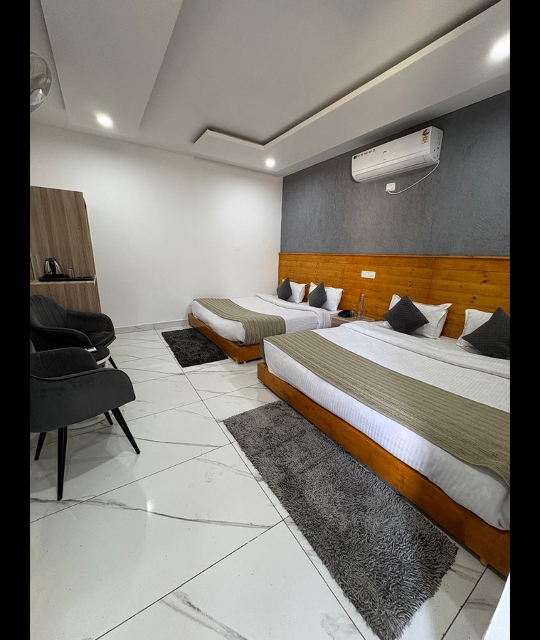 qcent bairagarh resort