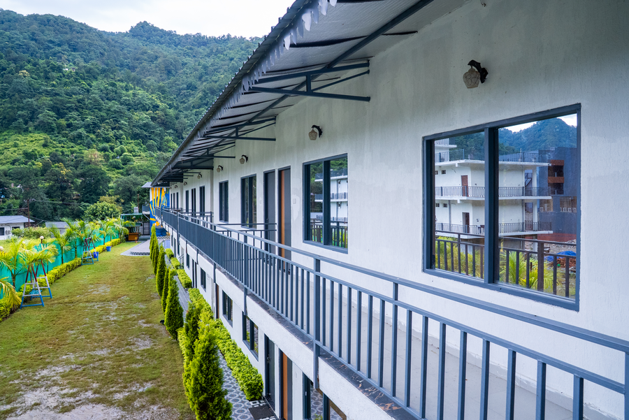 qcent bairagarh resort