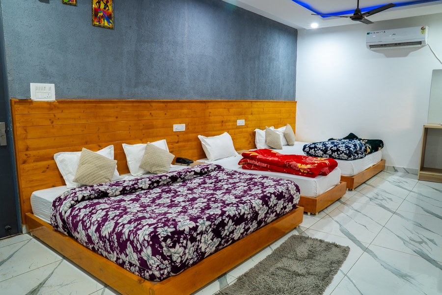 qcent bairagarh resort