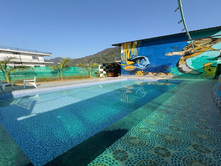 qcent bairagarh resort