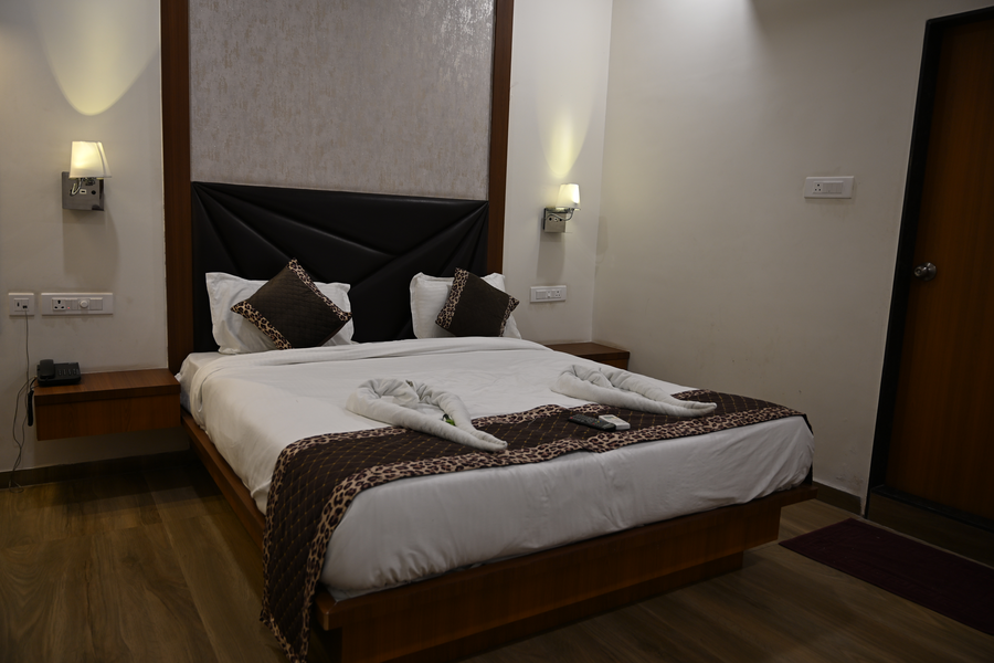 nicolas farm and resort