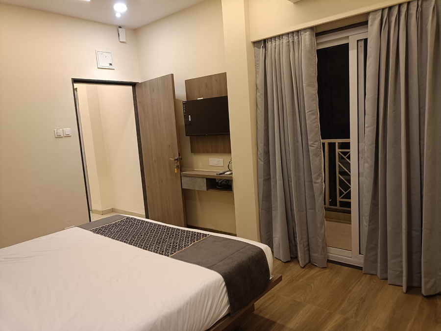Nicolas Farm & Resort,,3 star
