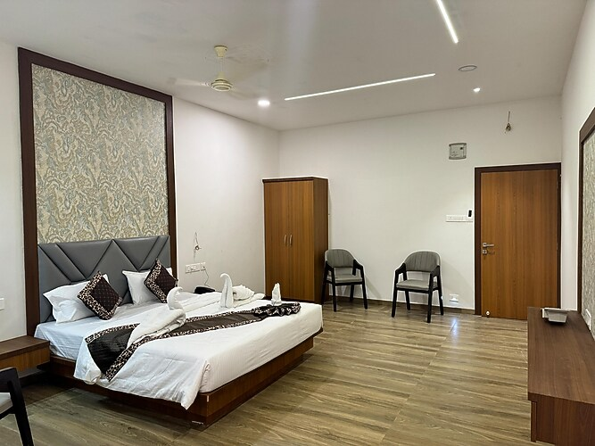 nicolas farm and resort