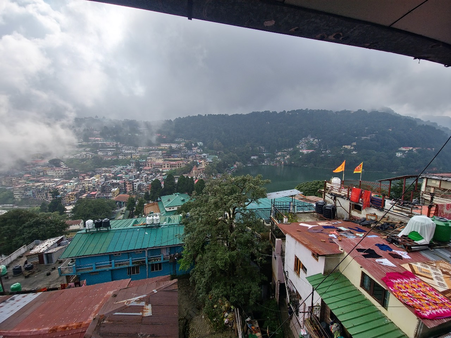 anurra by casa de bello