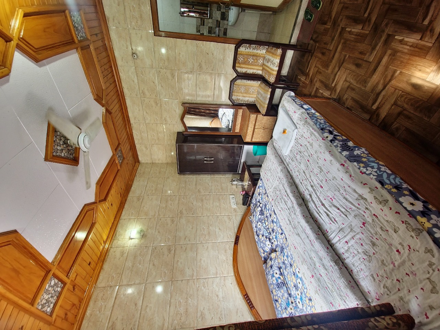 anurra by casa de bello