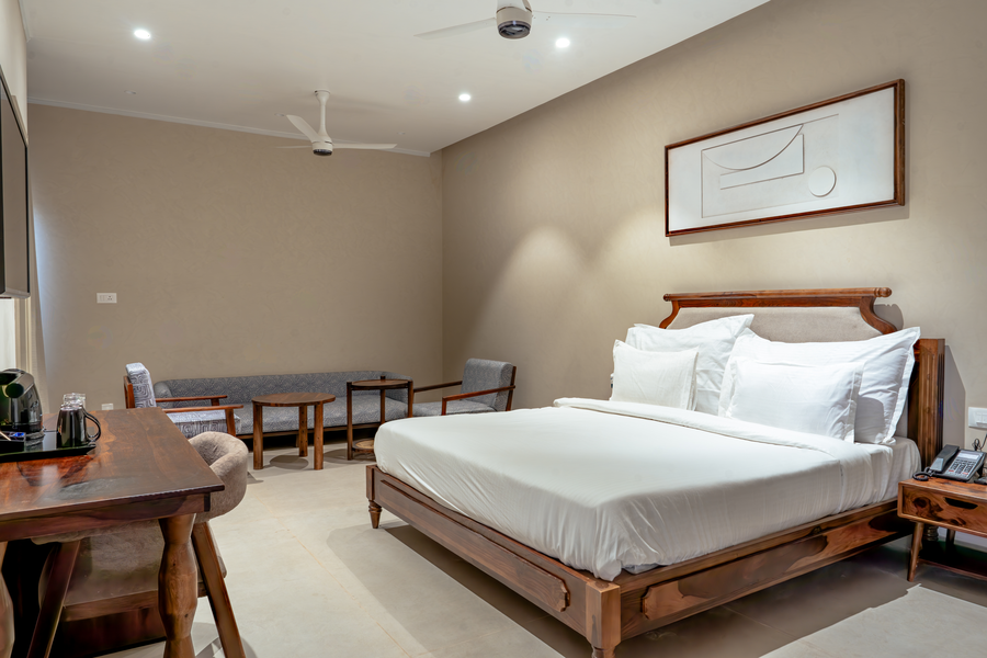 kmr hotels and resorts