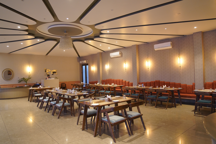 kmr hotels and resorts