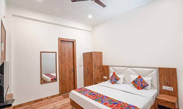 fabhotel sirtaj suits