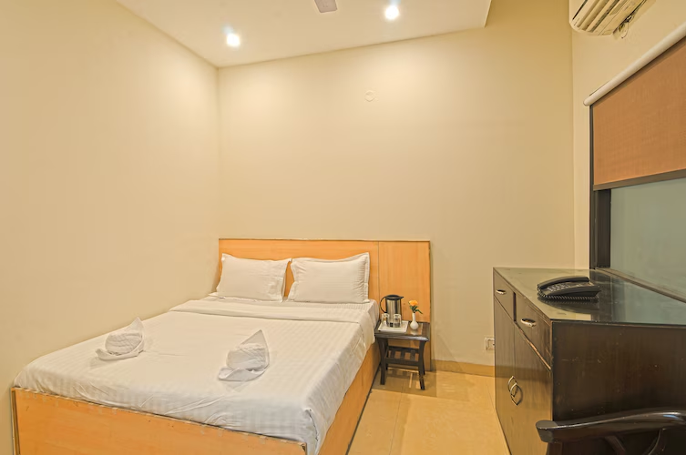 hind hotel and restaurant