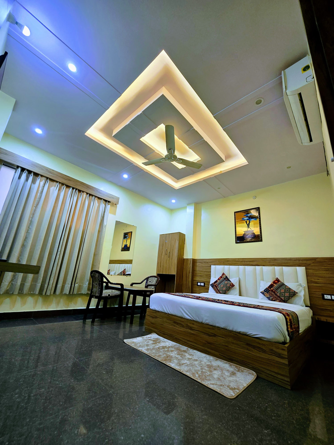 hotel aaarav grand