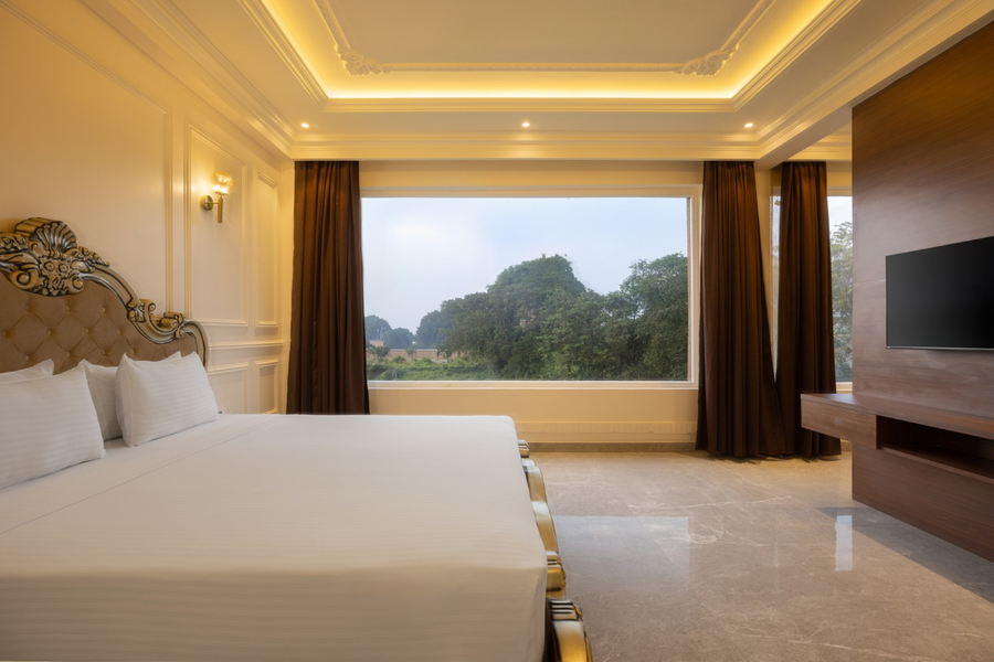 clarks inn suite dhanbad